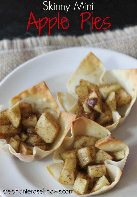 apple pies in wonton wrappers