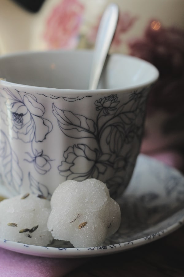 How to Make Floral & Lavender Sugar Cubes - A Bubbly Life