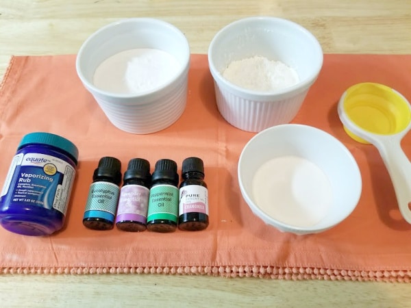 Vicks and essential oil Shower bomb diy ingredients 