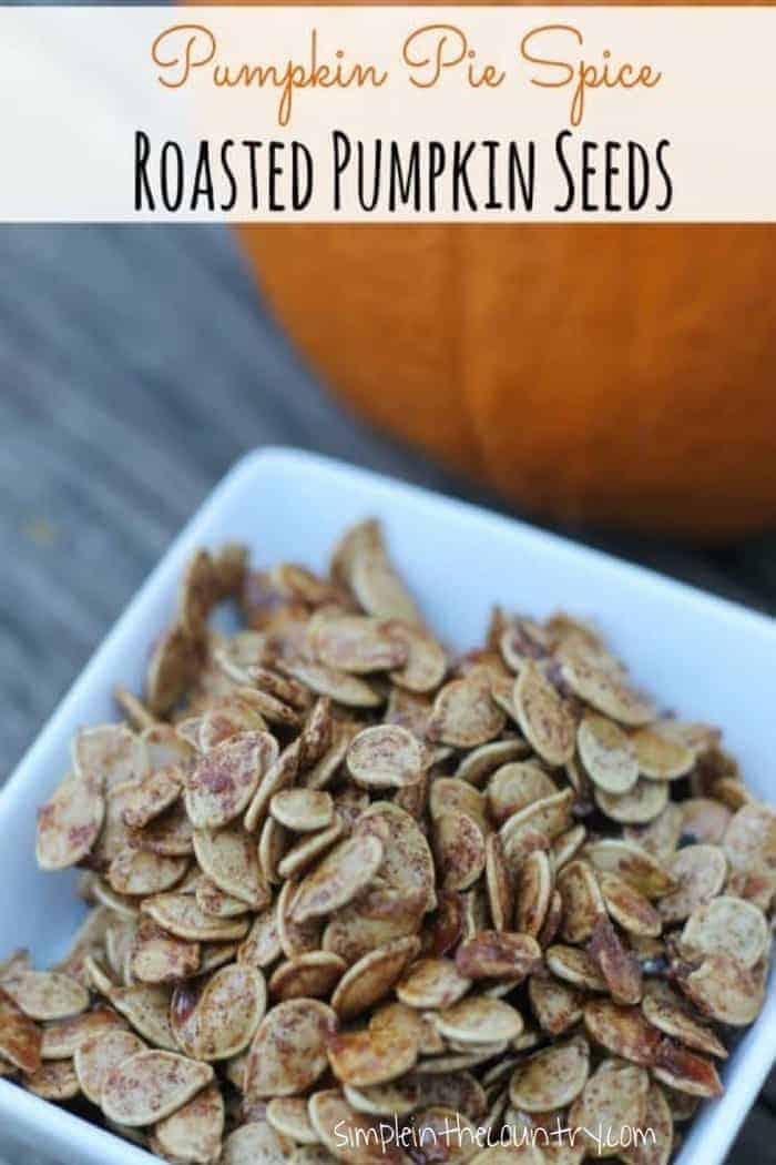 Roasted Pumpkin Pie Spice Pumpkin Seeds